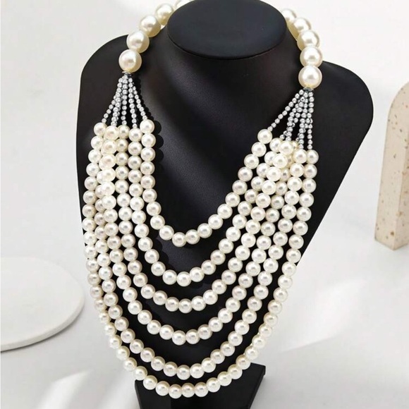 None Jewelry - Luxurious Multi-Strand Creamy White Pearl Necklace